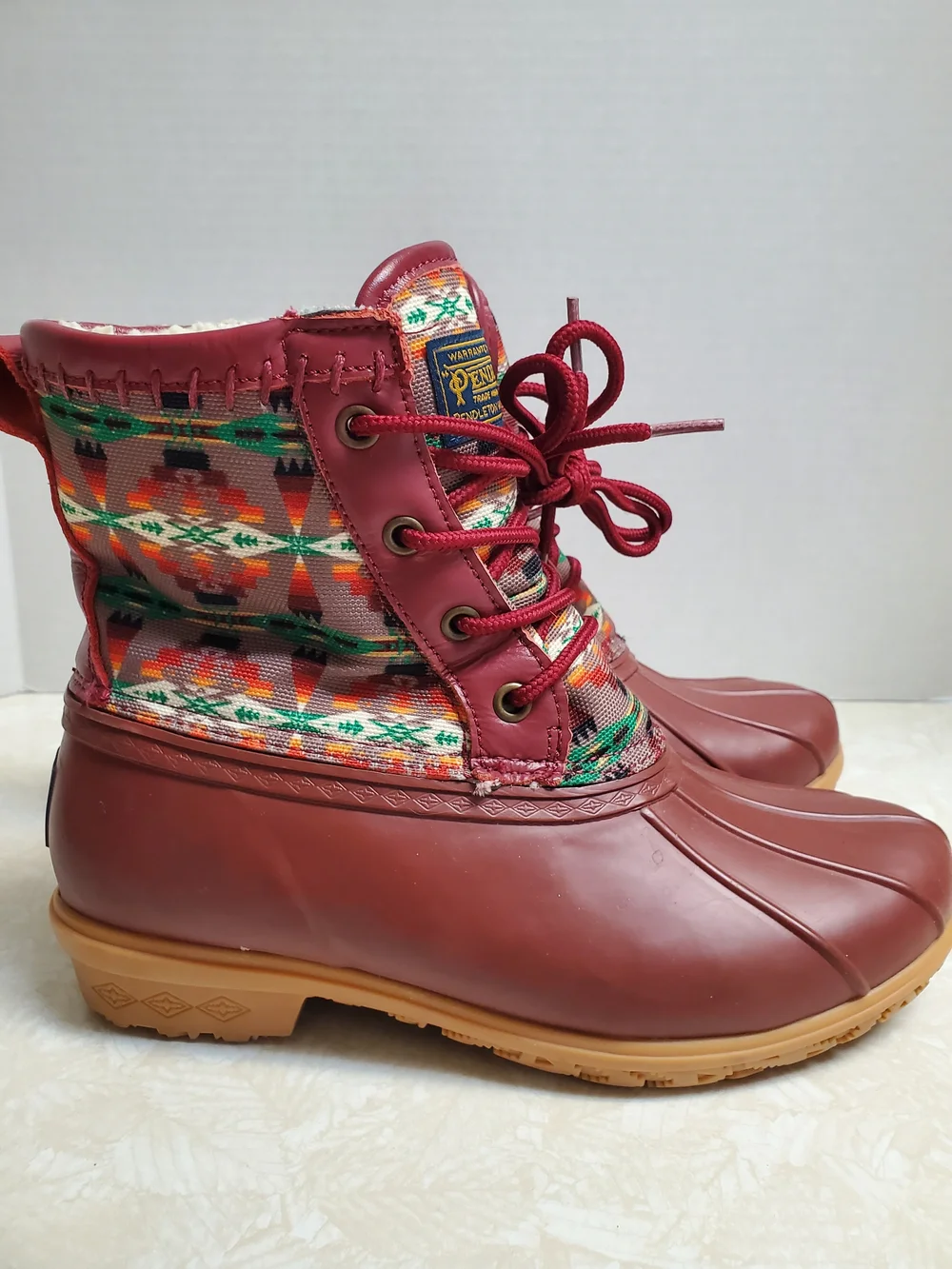 Pendleton Burgundy Aztec-Pattern Lace-Up Duck Boots
